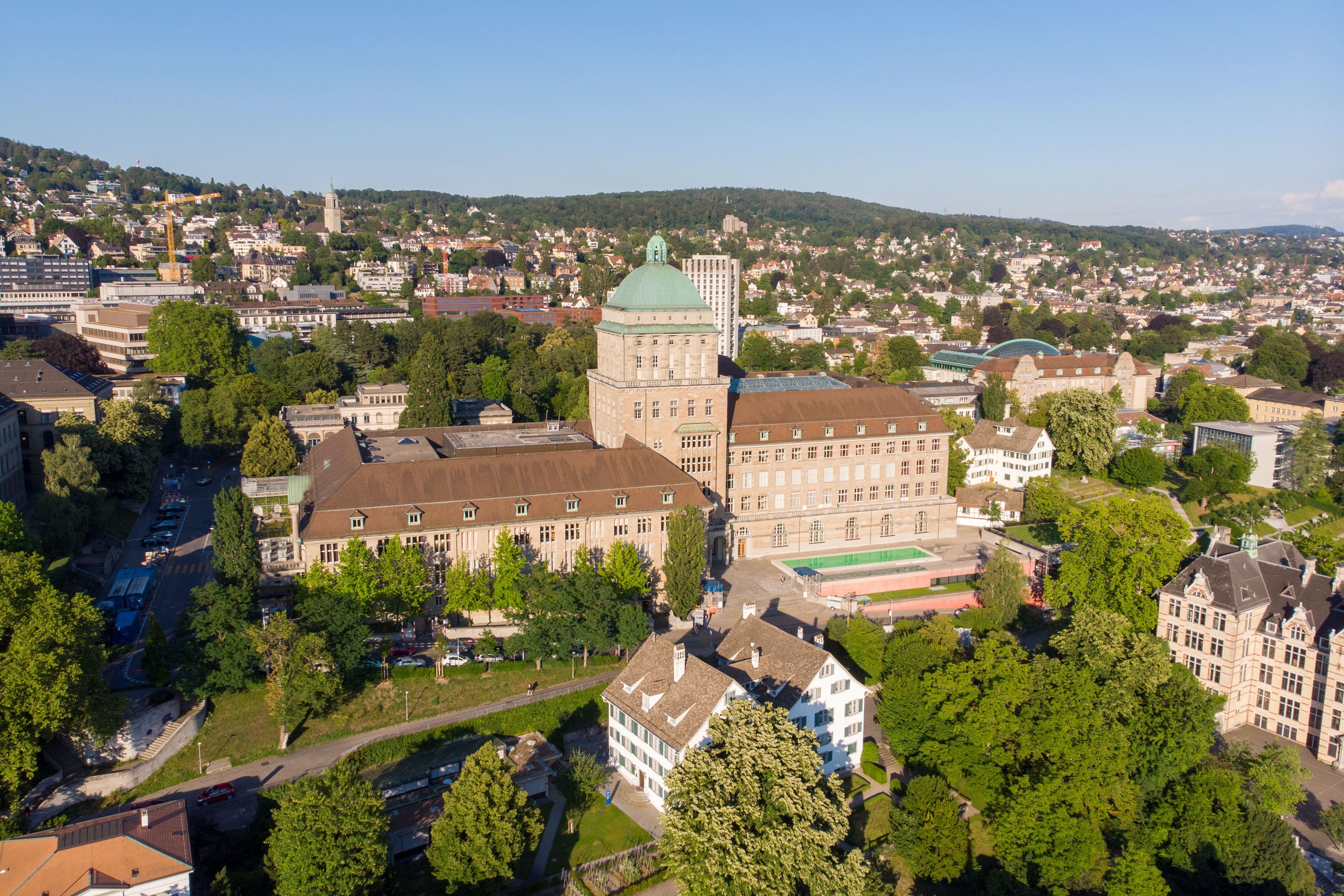 Universität Zürich aus der Vogelperspektive